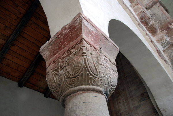 Romanesque capital Druebeck
