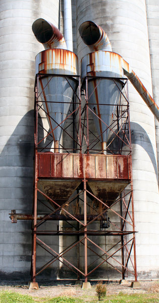 RUSTY DUST COLLECTOR