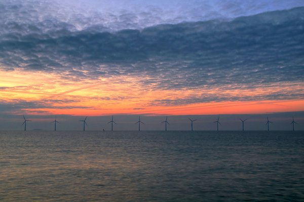 Oceanbased windturbines - HDR
