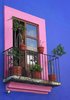 różowy balkon