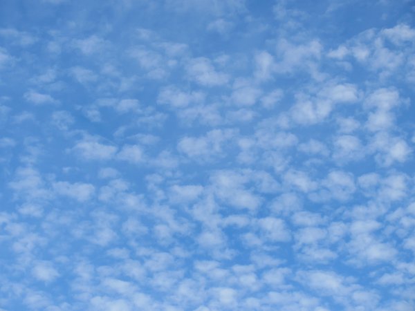 cirrus cloud formations