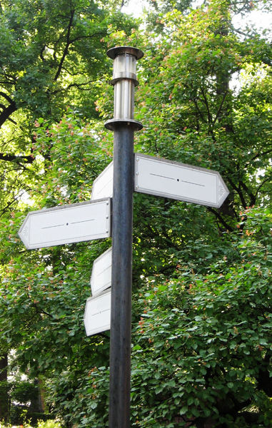 guidepost in the park