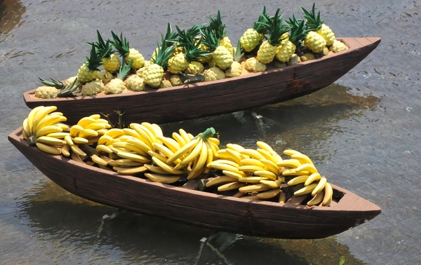 fruit boats