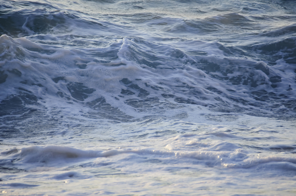 foamy sea waves