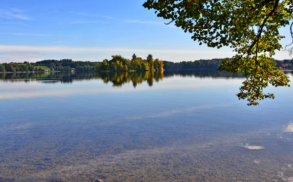 autumn at the lake