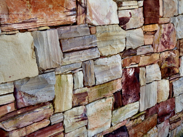 mixed colors stone wall4