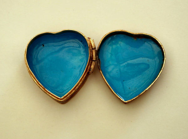 blue heart2