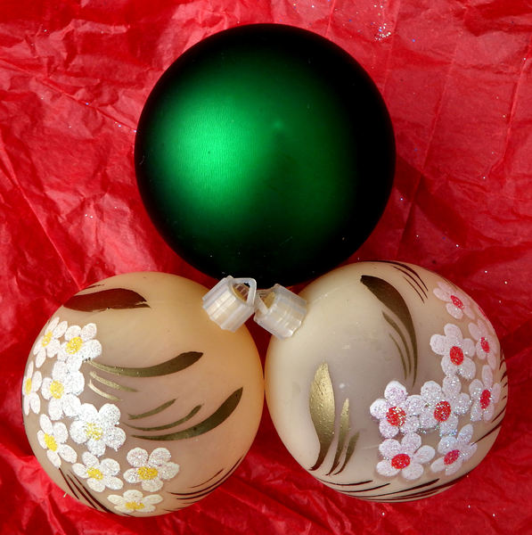 Christmas baubles5