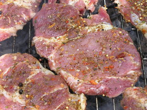 Grilling chuck steak: Grilled chuck steak. With spices.Please mail me or comment this photo if you found it useful. 
