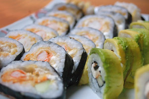 Sushi roll: Sushi rolls with avocado