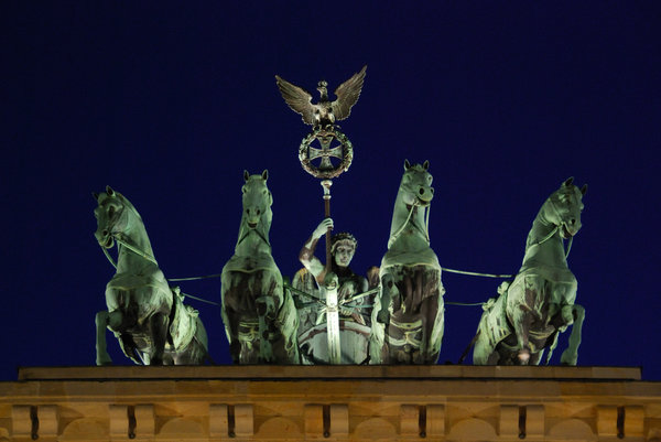Brandenburg Gate at night 2