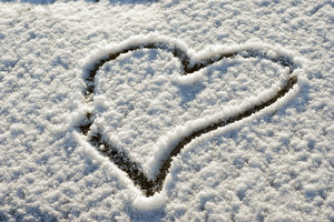 Corazón en la nieve
