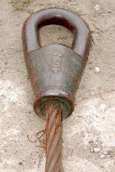 Heavy and rusty tow steel line