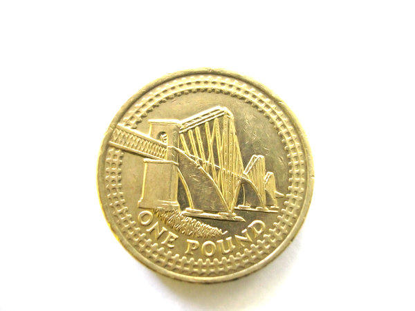 British One Pound 2004