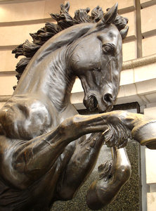 Bronzen Paard Standbeeld
