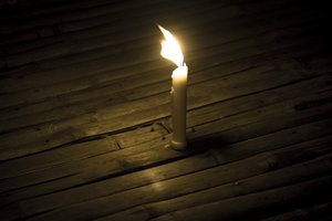 Candle: No description