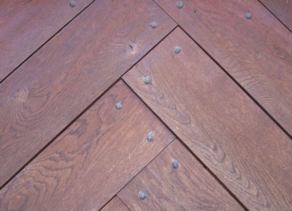 planked diagonal wood texture