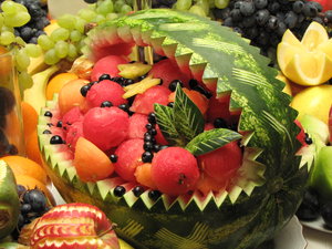escultura de frutas