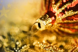 Golden Christmas: Red and golden Christmas bauble