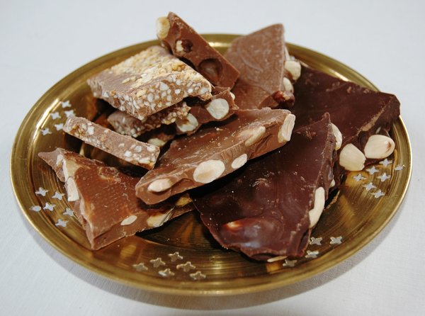 Chocolate with nuts 1