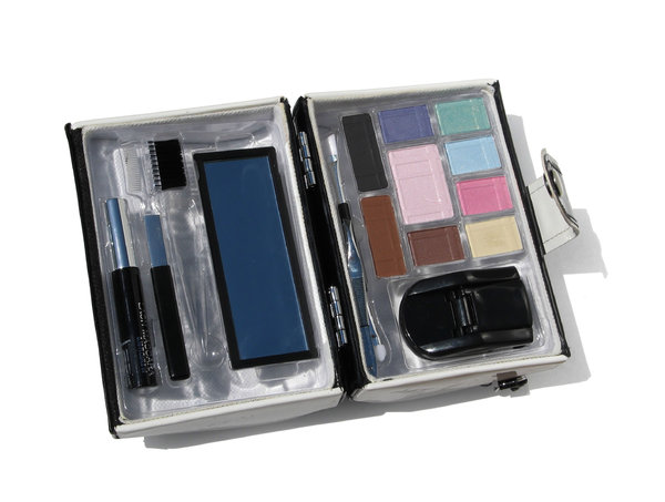 makeup kit