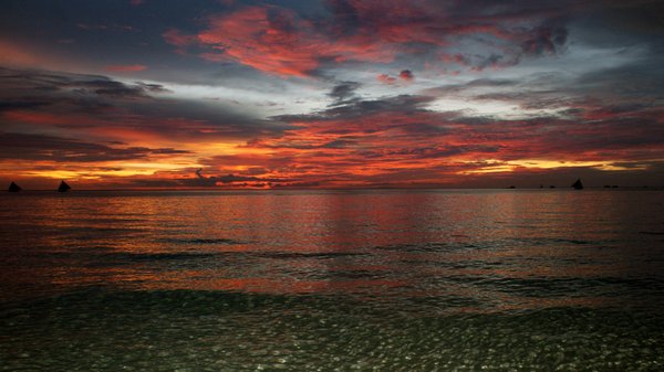 Boracay island, Philippines: Sunset on Boracay island, Philippines