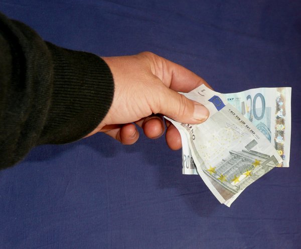 The Ninja Guide To How To Playing Online Poker Better
