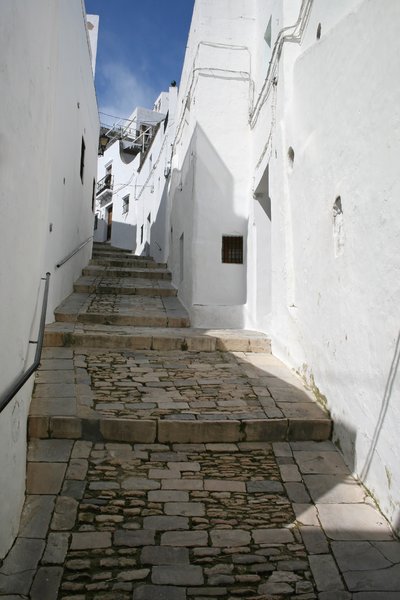 Spanish alleyway