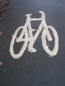 bike: bike path sign