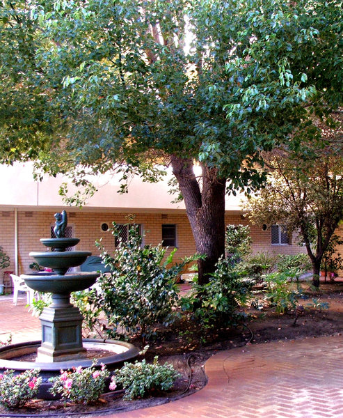 courtyard garden shelter