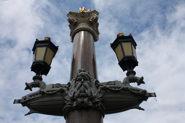 Streetlights with ornament