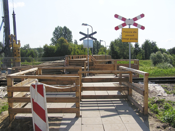Closed train crossing