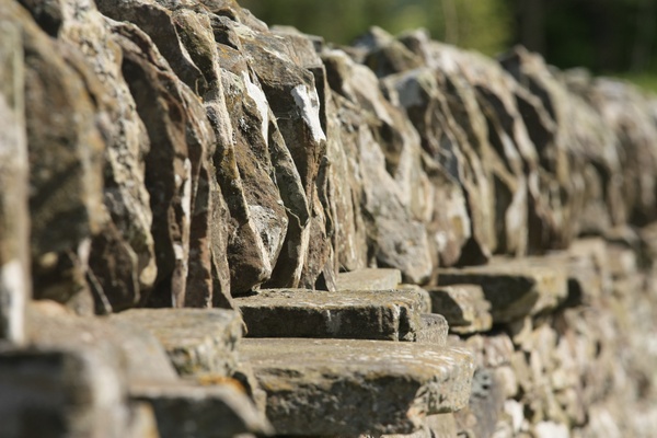 Dry stone wall