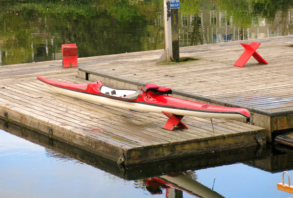 outrigger canoe