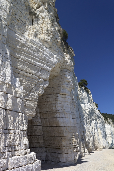 Banded chalk cliff