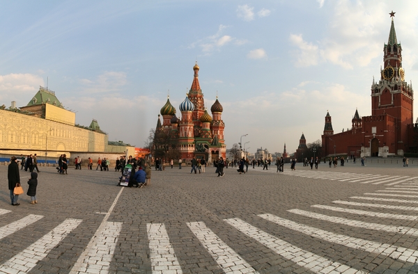 Red Square on Sunday (full)