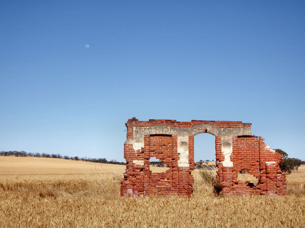wheatfield ruins2