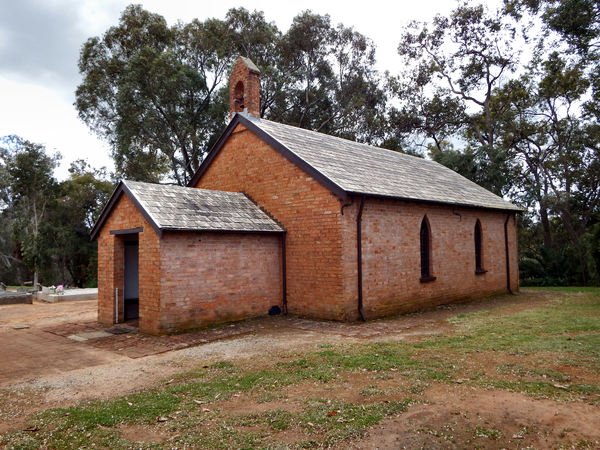 historic colonial church1