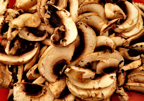 sliced mushrooms1