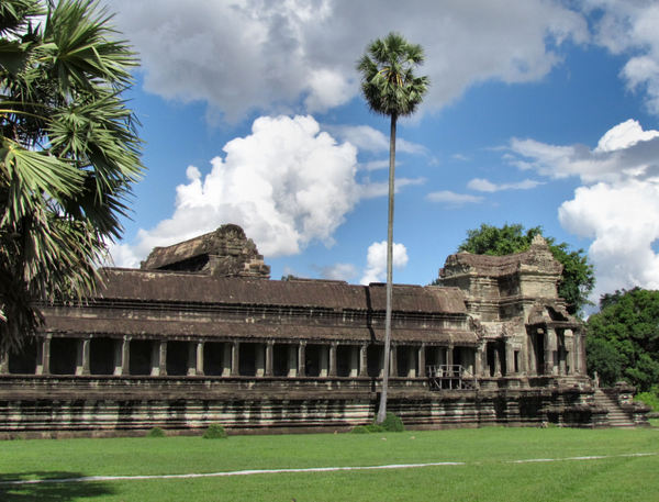 Angkor approach11