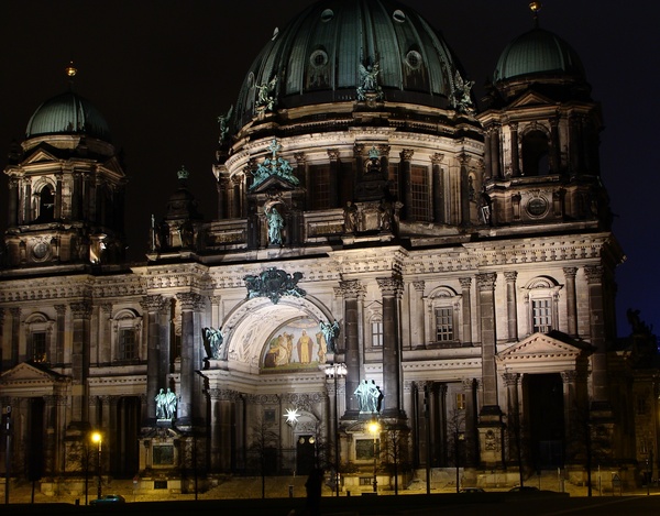 Berlin Cathedral at night 1