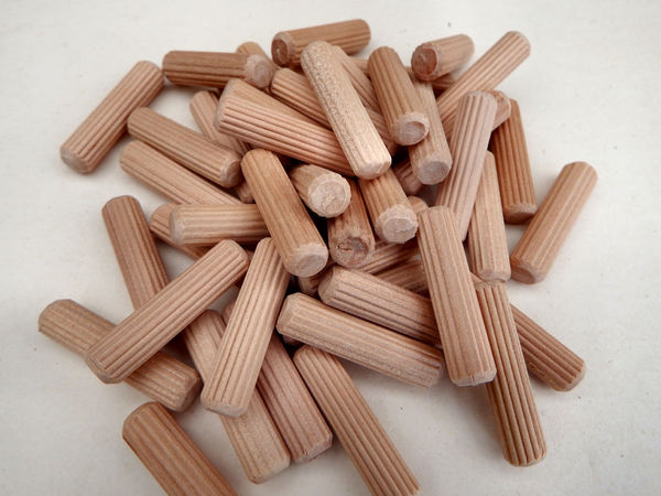 wooden pegs3