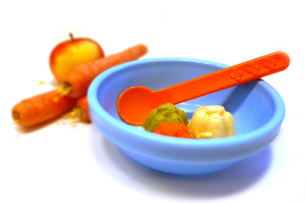 Baby Puree, Baby Food: Baby Puree made out of Apple, Parsnip and Carrot.