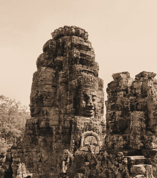 ancient angkor faces12