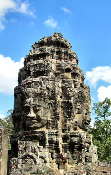 ancient angkor faces9