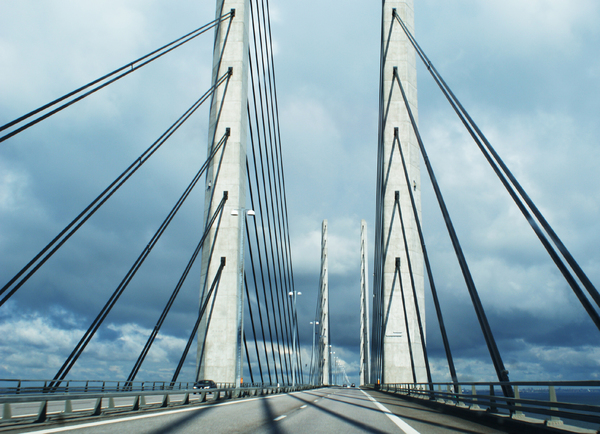 Bridge over resund, between M