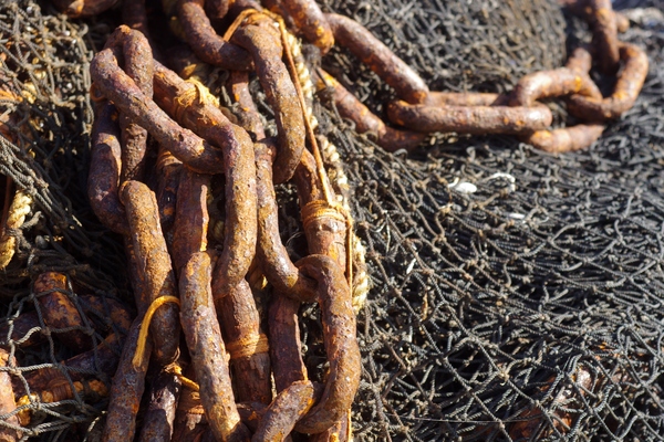 Rusty chain and net