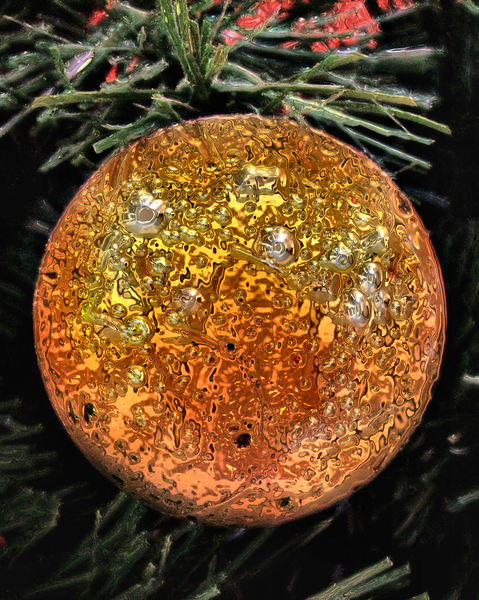 glass Christmas bauble1