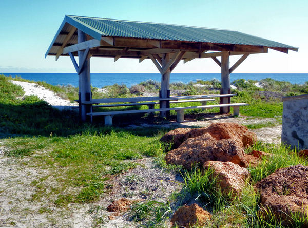 seashore shelter1
