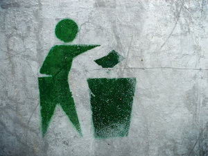 Litter sign: Stencil litter sign - place your rubbish, waste, litter, in the rubbish bin